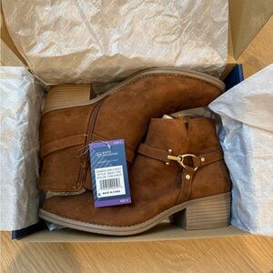 Women’s ankle boots